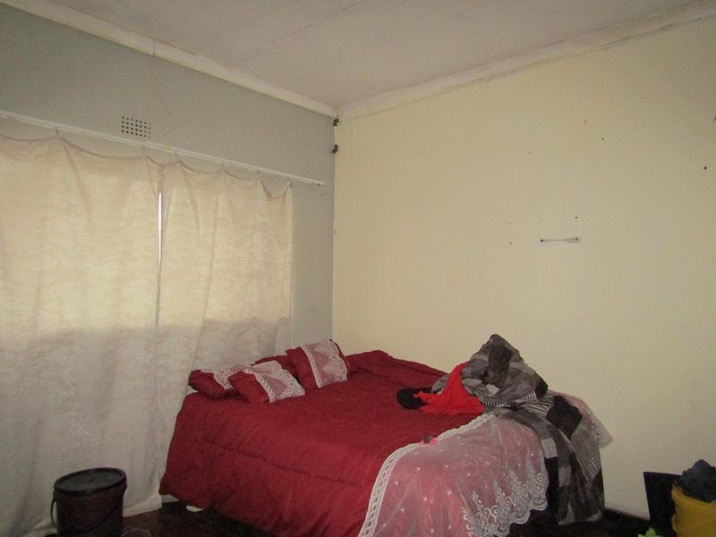 Apartment For Sale In Randburg - Photo 3