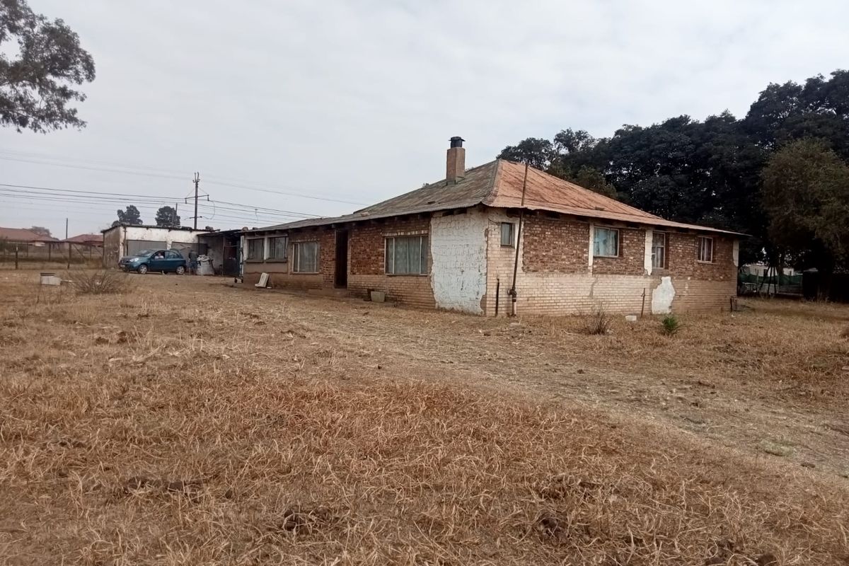 Smallholding on Auction Clewer Agricultural Holdings - Photo 2