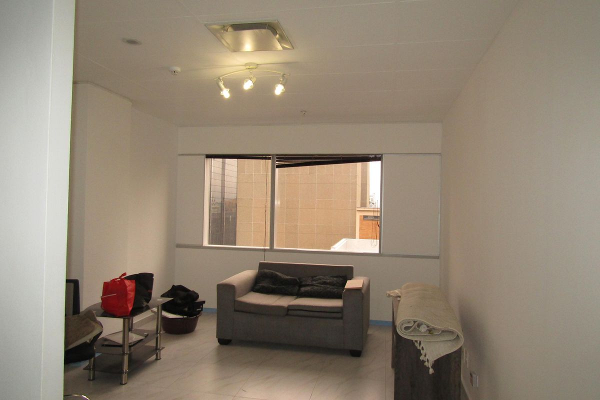 Apartment For Sale In Johannesburg - Photo 3