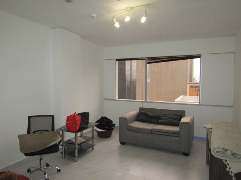 Apartment For Sale In Johannesburg - Photo 4