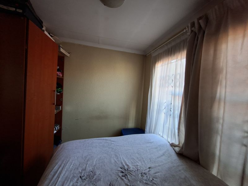 5 Bedroom House For Sale in Olievenhoutbosch ext 36 - Photo 10