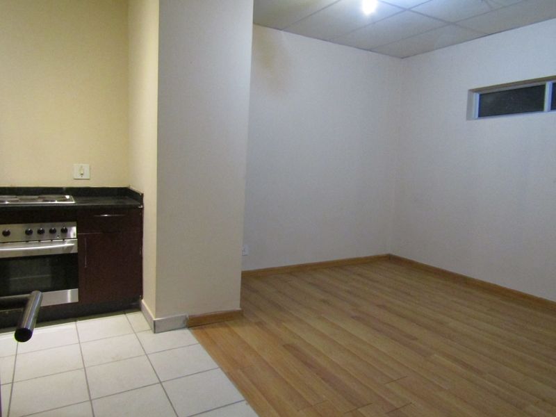 Apartment Rental Monthly In Johannesburg - Photo 2