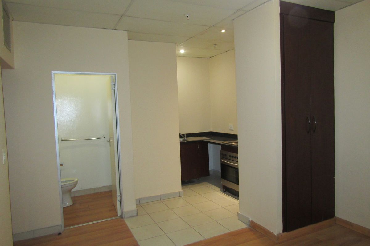 Apartment Rental Monthly In Johannesburg - Photo 5