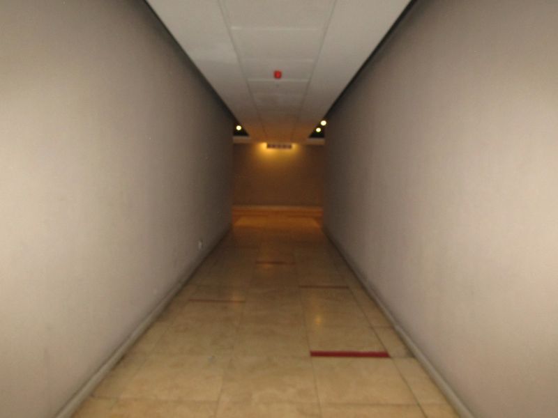 Apartment Rental Monthly In Johannesburg - Photo 3