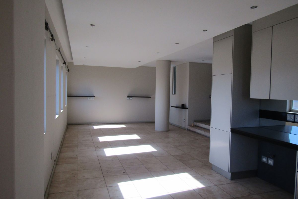 Apartment Rental Monthly In Johannesburg - Photo 2