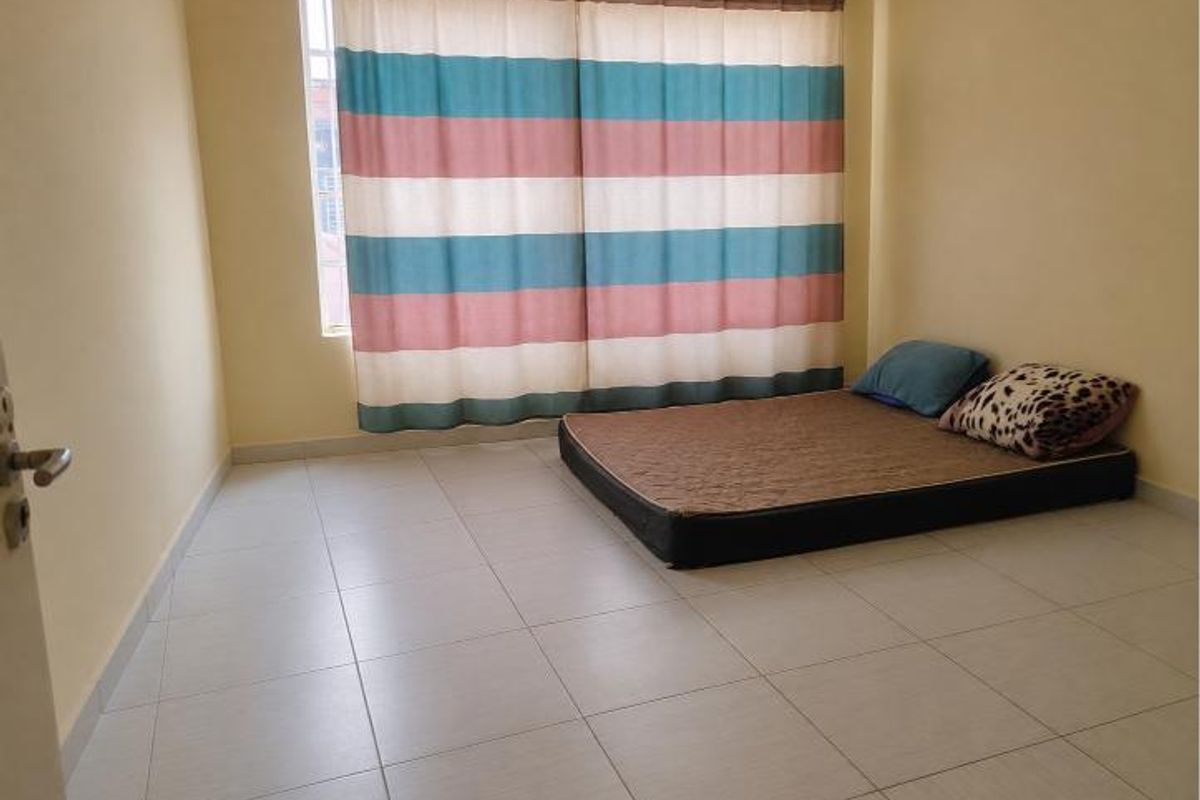 THREE BEDROOM HOUSE FOR SALE - Photo 4