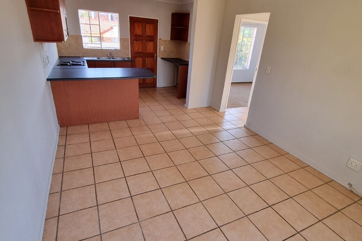 Perfect lock up and go!! - Photo 5