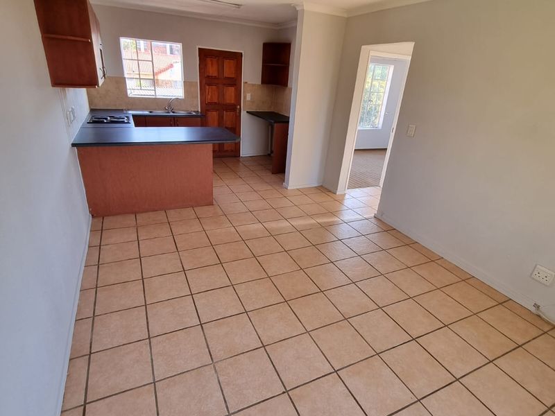 Perfect lock up and go!! - Photo 5