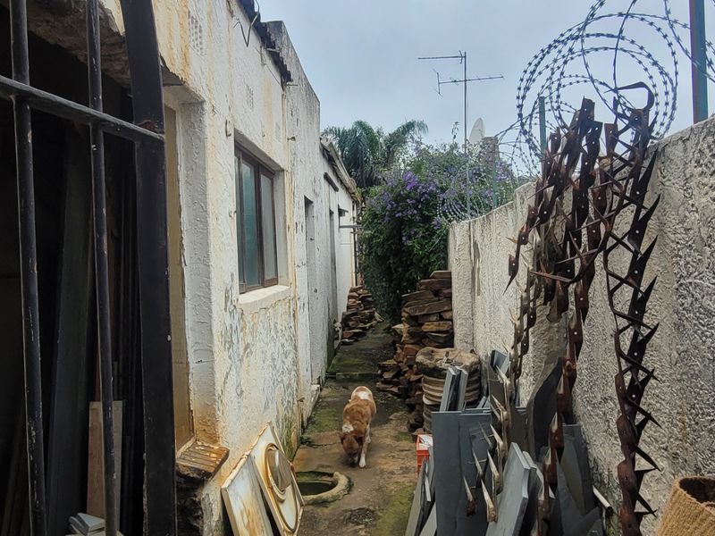 Renovation Opportunity with Beautiful City Views in Randview - Photo 4