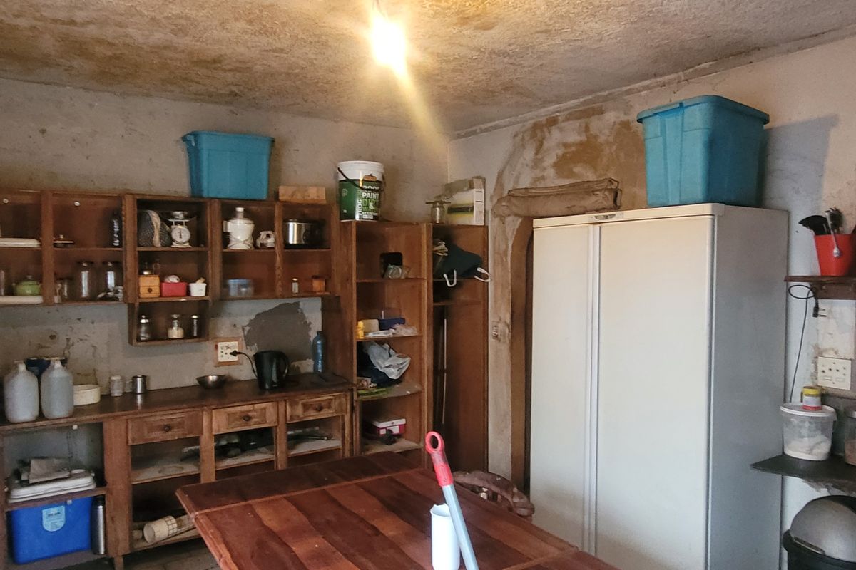 Renovation Opportunity with Beautiful City Views in Randview - Photo 5