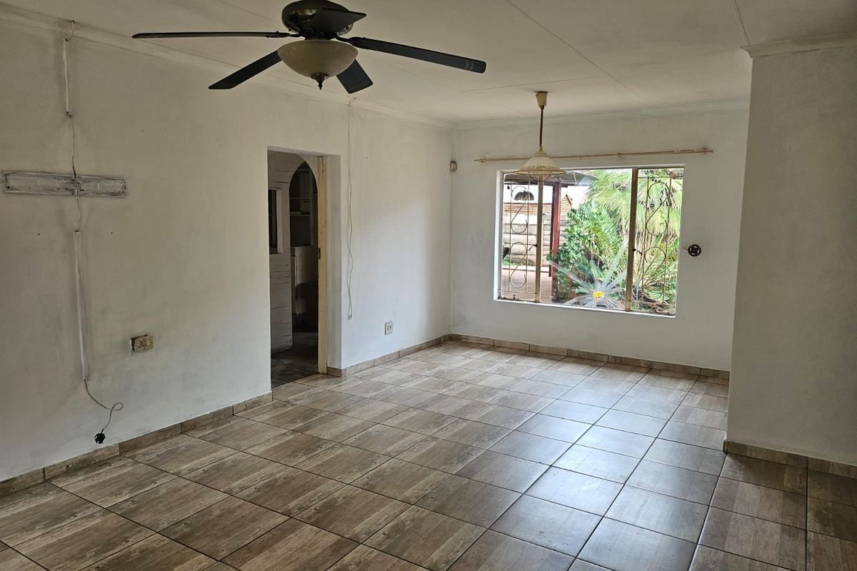 FIXER-UPPER ALERT! 3-4 Bed House in Doornpoort - Photo 5