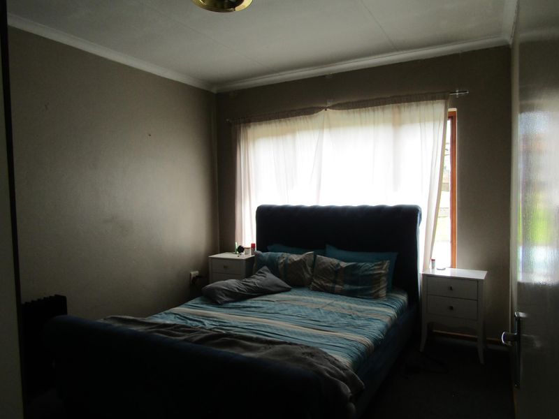 Apartment For Sale In Johannesburg - Photo 4