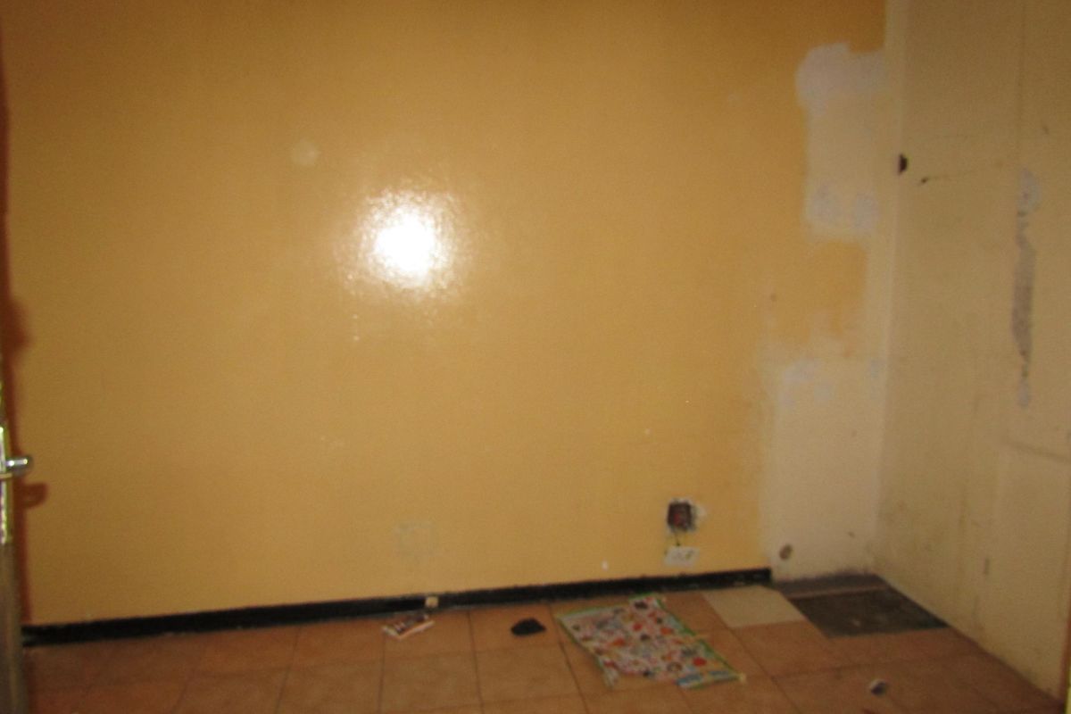 Apartment For Sale In Johannesburg - Photo 4