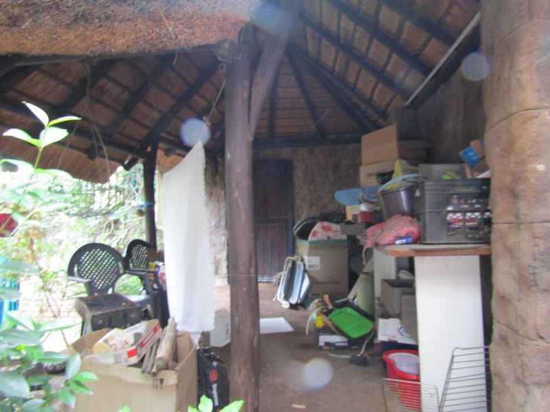 Townhouse For Sale In Johannesburg - Photo 6