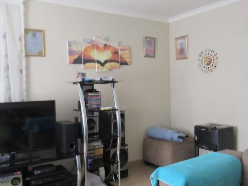 Freehold For Sale In Alberton - Photo 5