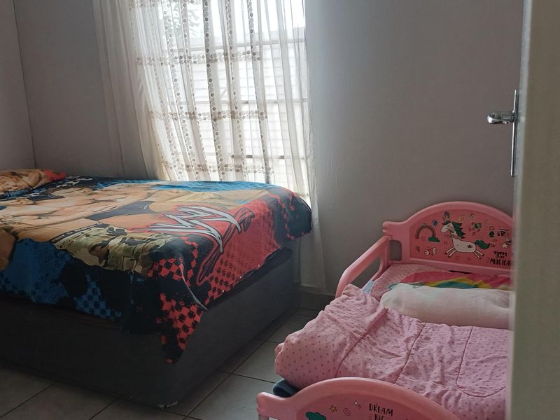 Freehold For Sale In Alberton - Photo 10