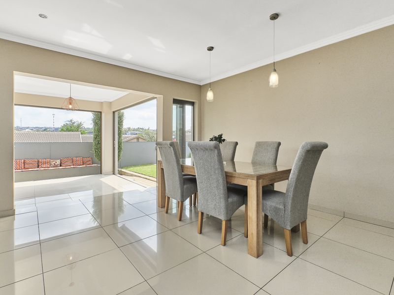 Stunning 3-bedroom house in Woodlands Estate, - Photo 7