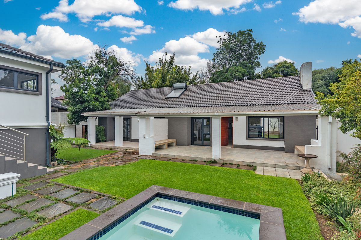 3/4 Bedroomed Home, With a variety of modern amenities and immediate occupation. - Photo 5