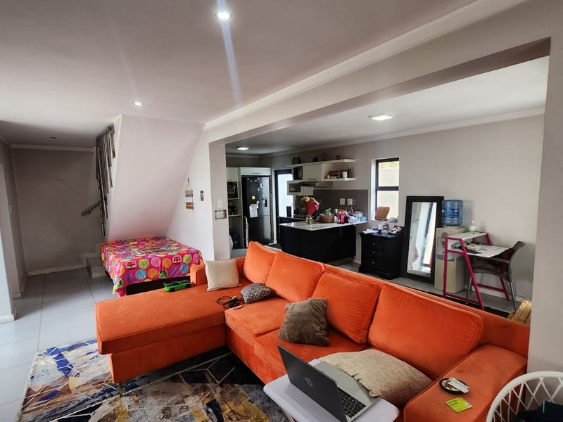 Secure, Stylish Duplex Living in the Heart of Convenience - Photo 8