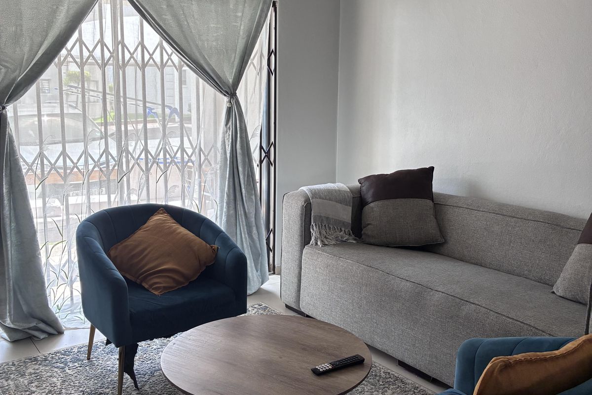 A Spacious Apartment for Sale at the West End. - Photo 4