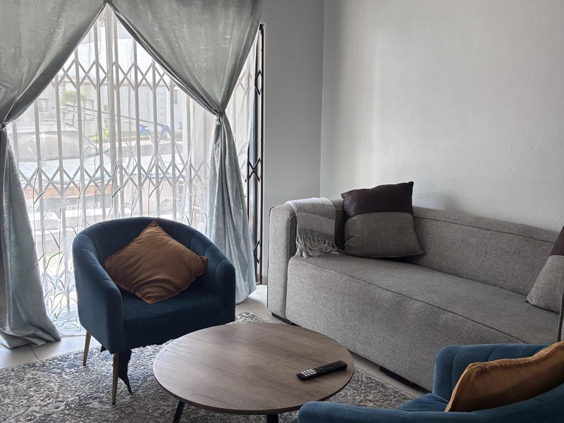 A Spacious Apartment for Sale at the West End. - Photo 4