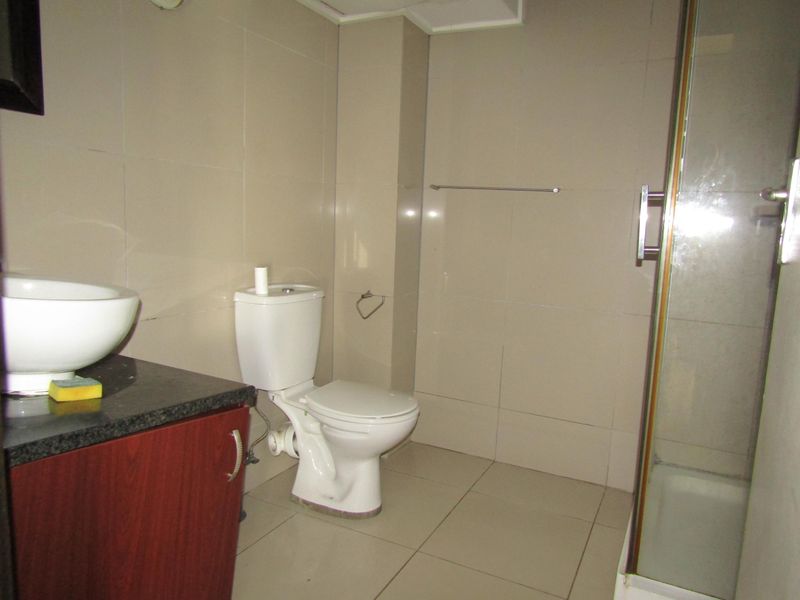 Apartment Rental Monthly In Johannesburg - Photo 8
