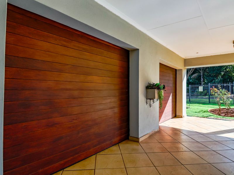 Perfect for families seeking comfort and style! - Photo 9