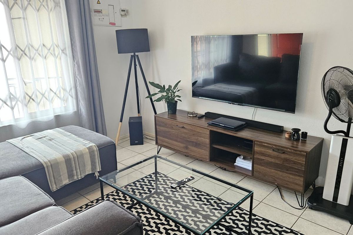 2 Bed, 2 Bath Apartment- Noordwyk - Photo 5