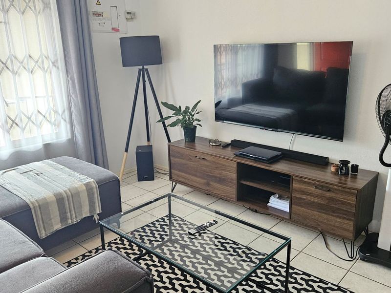 2 Bed, 2 Bath Apartment- Noordwyk - Photo 5