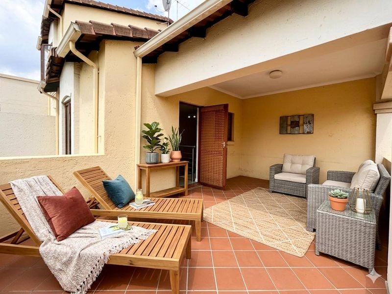 Space. Sunlight. Versatility. - Photo 10