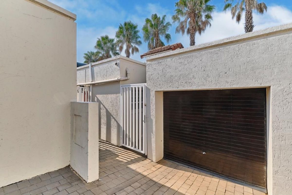 2 Bed, 2 Bath Cluster- Morningside - Photo 2