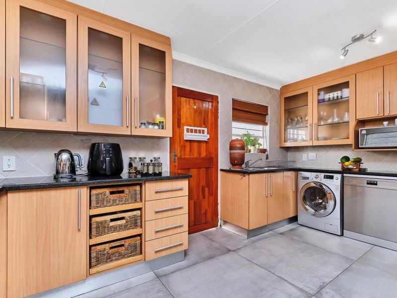 2 Bed, 2 Bath Cluster- Morningside - Photo 5