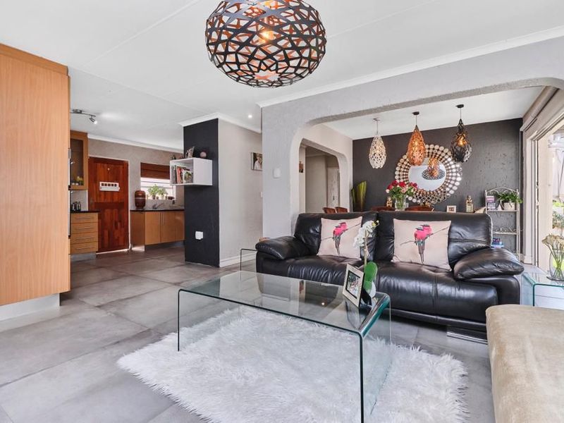 2 Bed, 2 Bath Cluster- Morningside - Photo 6