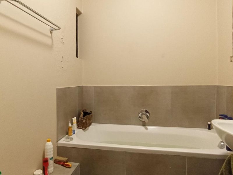 A Gem for a steal in Waterfall - Photo 10