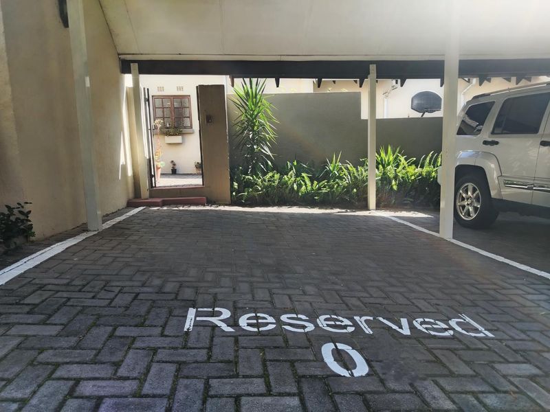 Studio Apartment To Let in Edenburg, Sandton - Photo 4