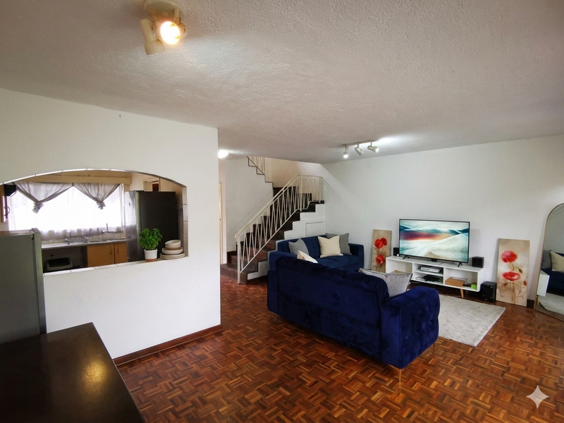 Neat and Tidy 2-Bedroom Townhouse with Private Garden - Lyndhurst - Photo 6