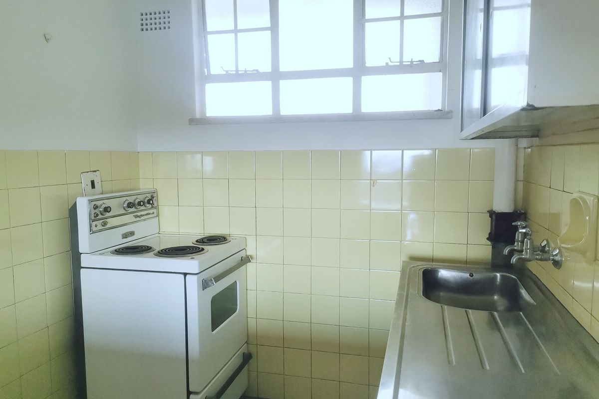 Bachelor Apartment for Sale Berea - Photo 2