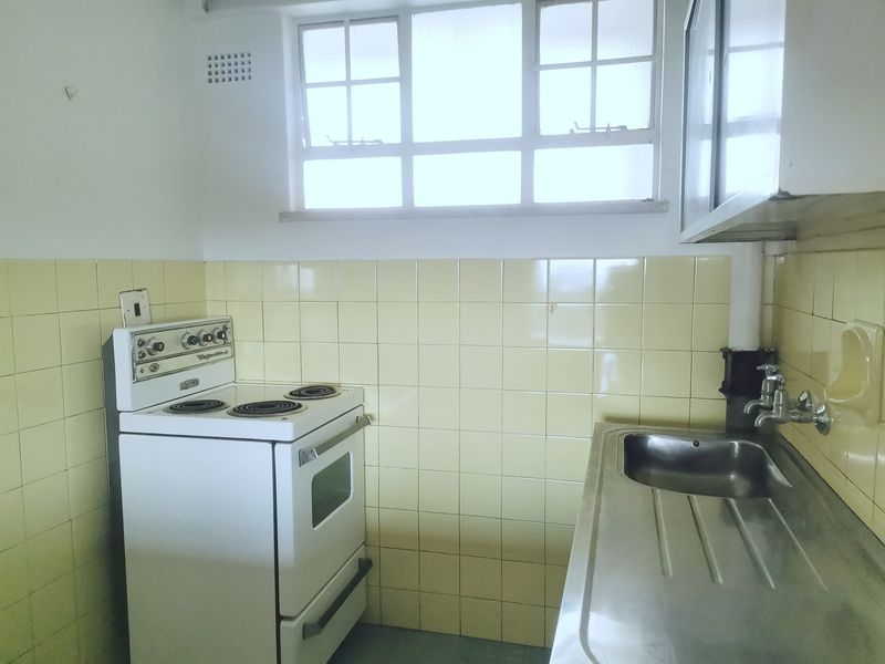 Bachelor Apartment for Sale Berea - Photo 2