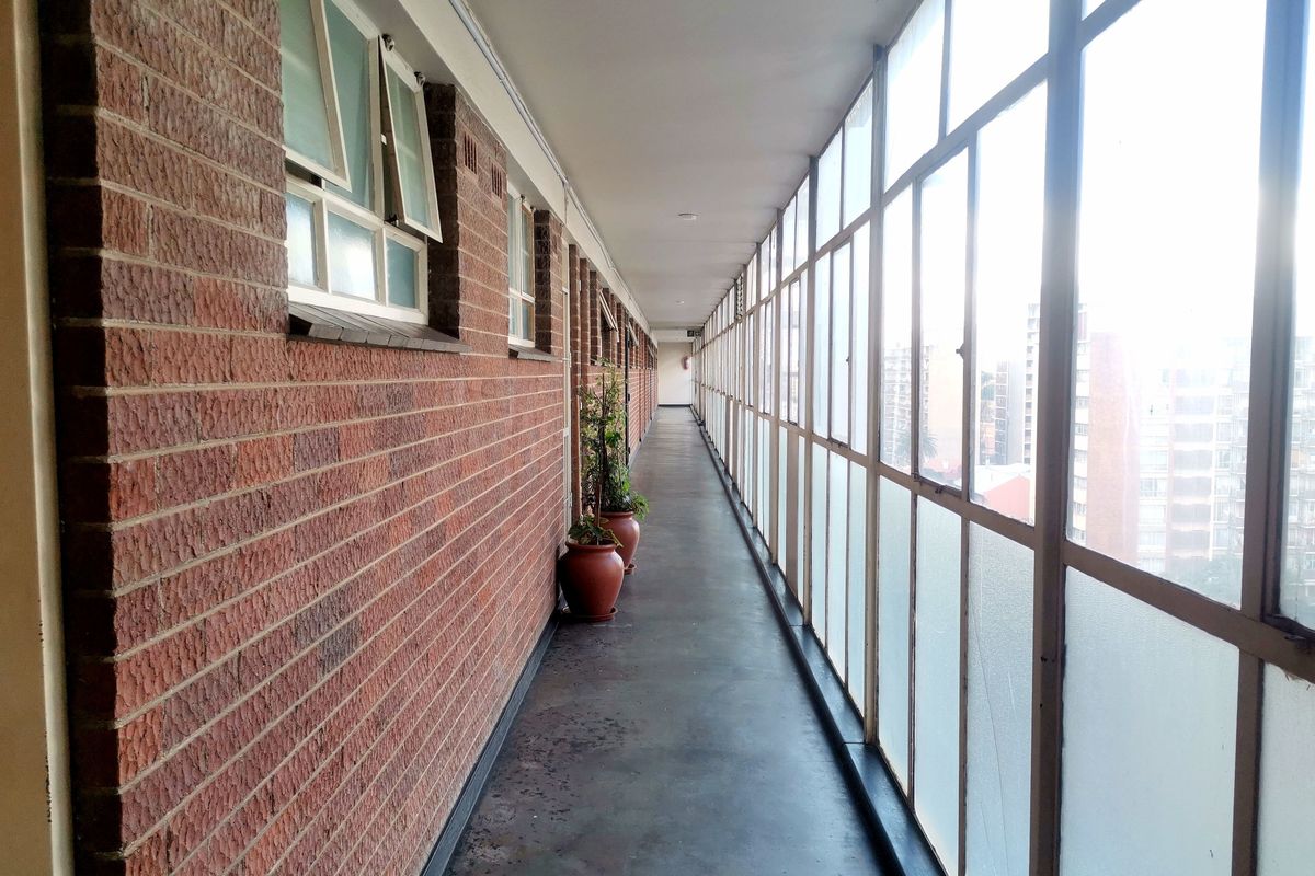 Bachelor Apartment for Sale Berea - Photo 4