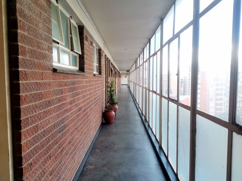 Bachelor Apartment for Sale Berea - Photo 4