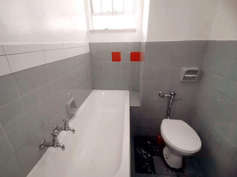 Bachelor Apartment for Sale Berea - Photo 9