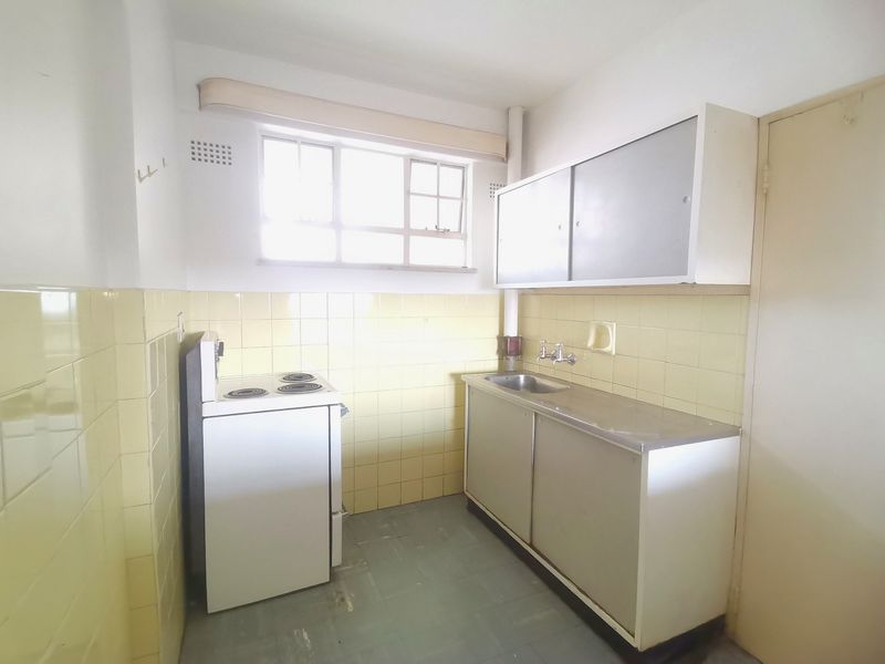 Bachelor Apartment for Sale Berea - Photo 8