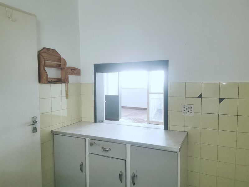 Bachelor Apartment for Sale Berea - Photo 7