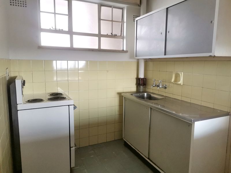 Bachelor Apartment for Sale Berea - Photo 6