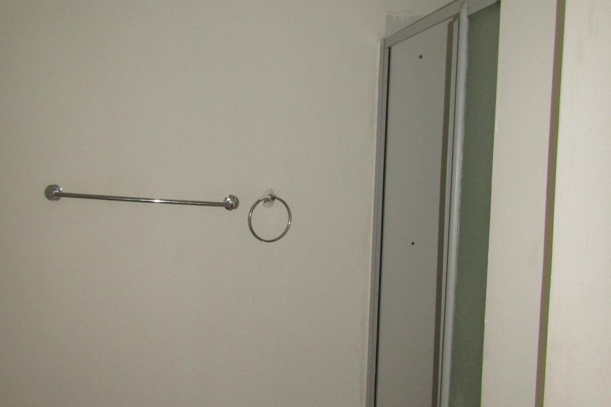 Apartment For Sale In Johannesburg - Photo 5