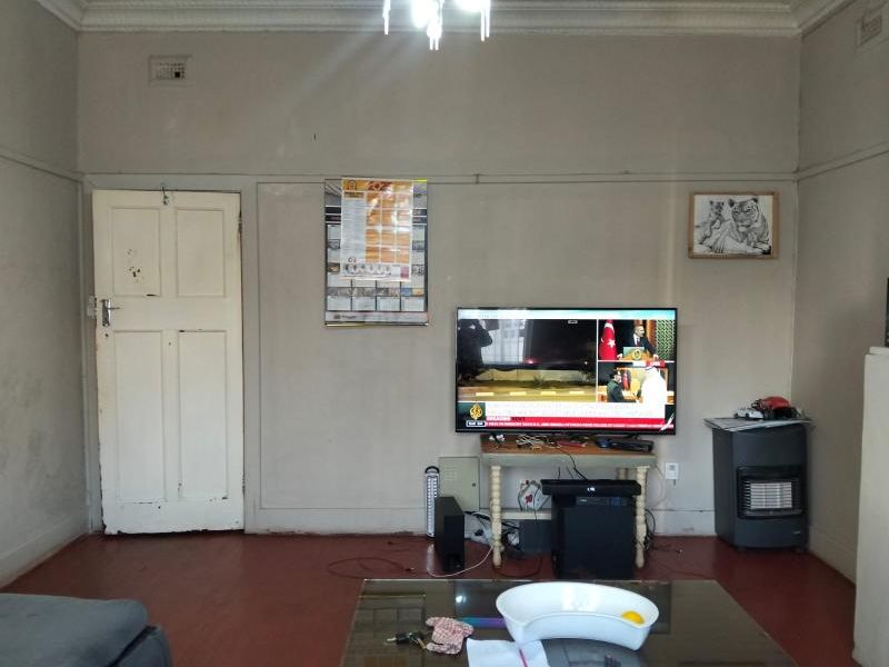 THREE BEDROOMS HOUSE FOR SALE IN KENILWORTH - Photo 8