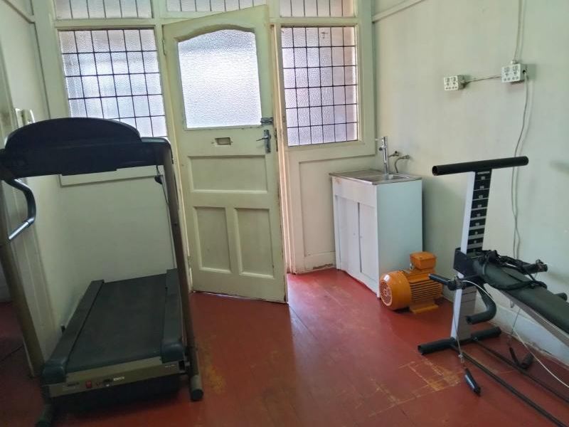 THREE BEDROOMS HOUSE FOR SALE IN KENILWORTH - Photo 4