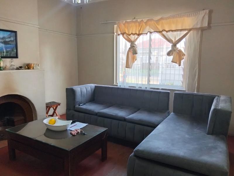 THREE BEDROOMS HOUSE FOR SALE IN KENILWORTH - Photo 6