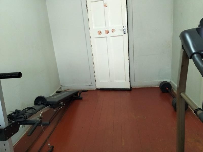 THREE BEDROOMS HOUSE FOR SALE IN KENILWORTH - Photo 3