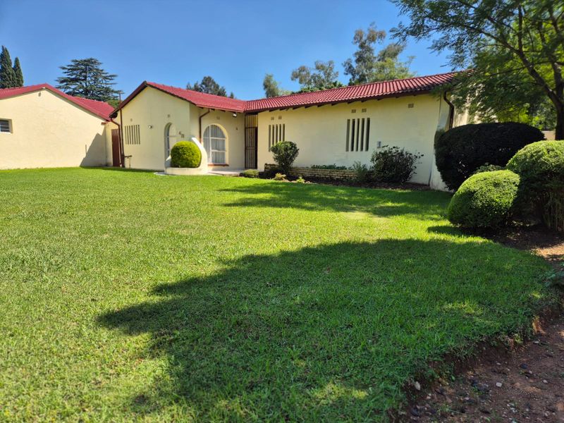 House For Sale In Sandton - Photo 3